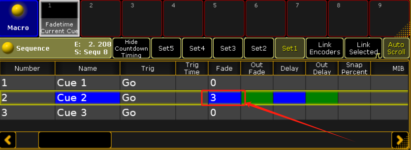 grandMA2系列控台使用自带宏修改正在运行Cue的渐入时间！